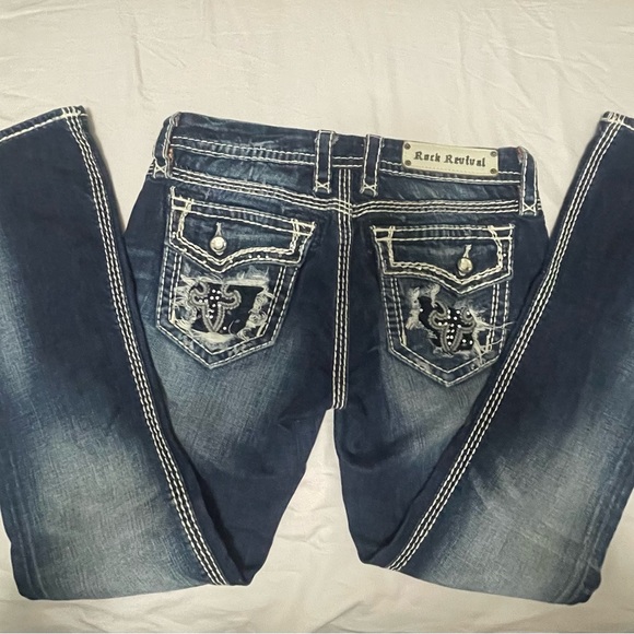 Rock Revival bling Jeans size 28 in excellent used condition. Please see pics! - Picture 1 of 8